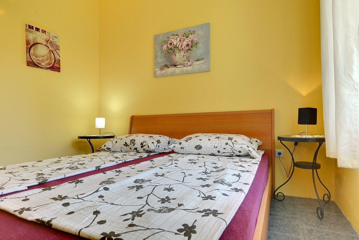 Apartments Puntica Лижнян Екстер'єр фото