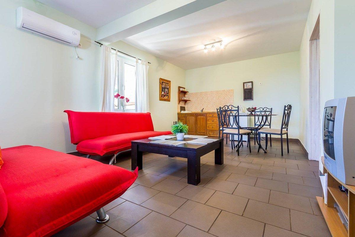 Apartments Puntica Лижнян Екстер'єр фото