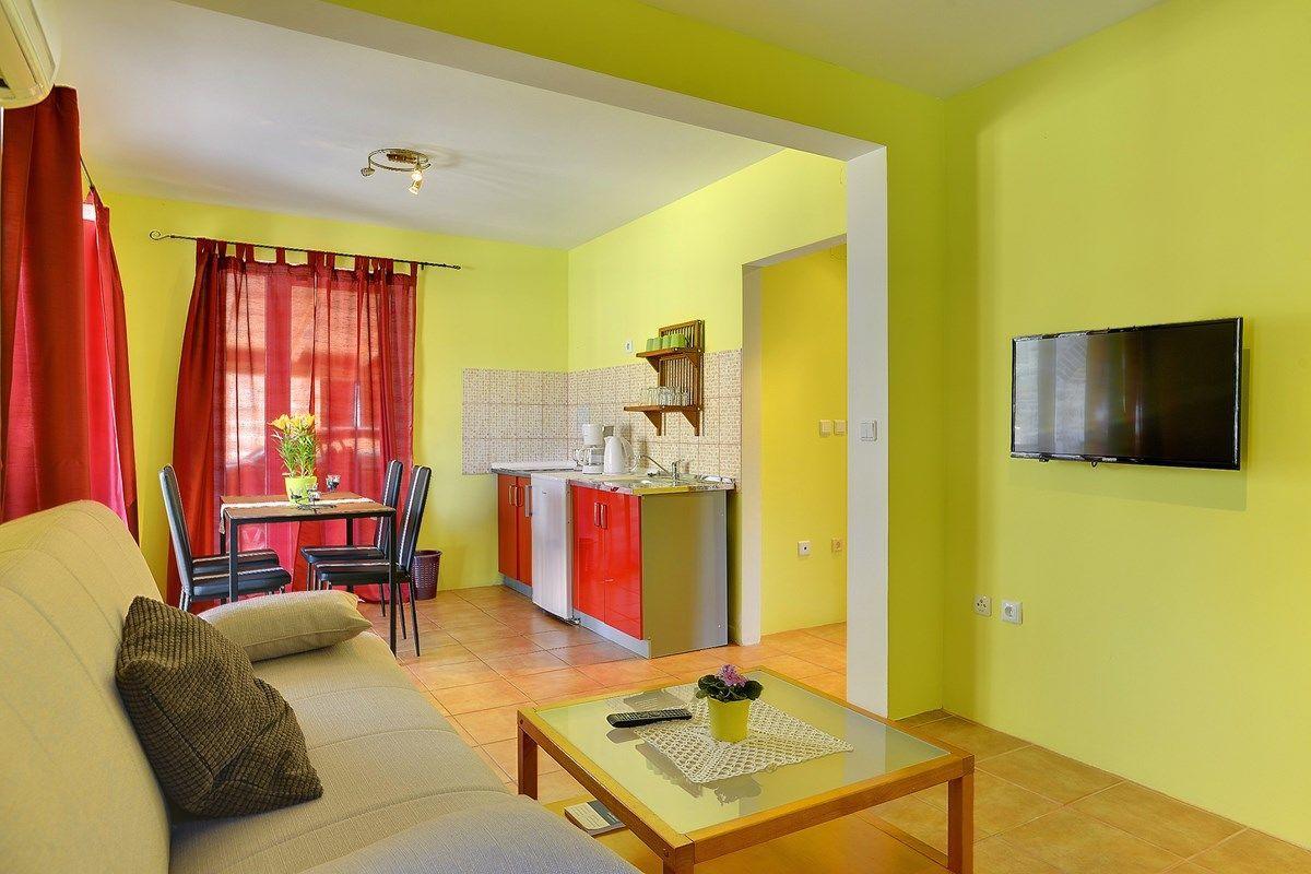 Apartments Puntica Лижнян Екстер'єр фото